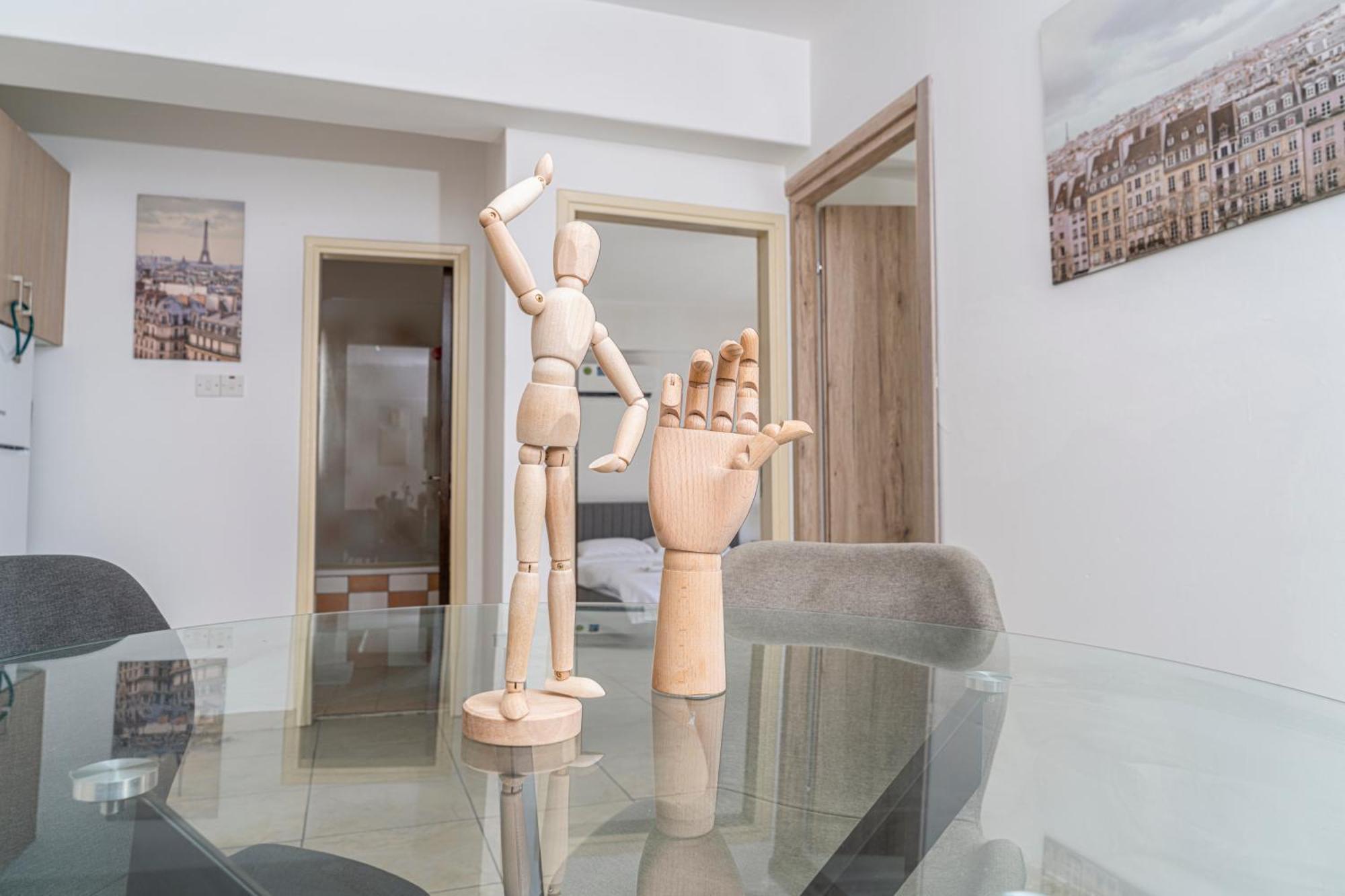 Private Room In Shared Flat Nicosia Exterior foto